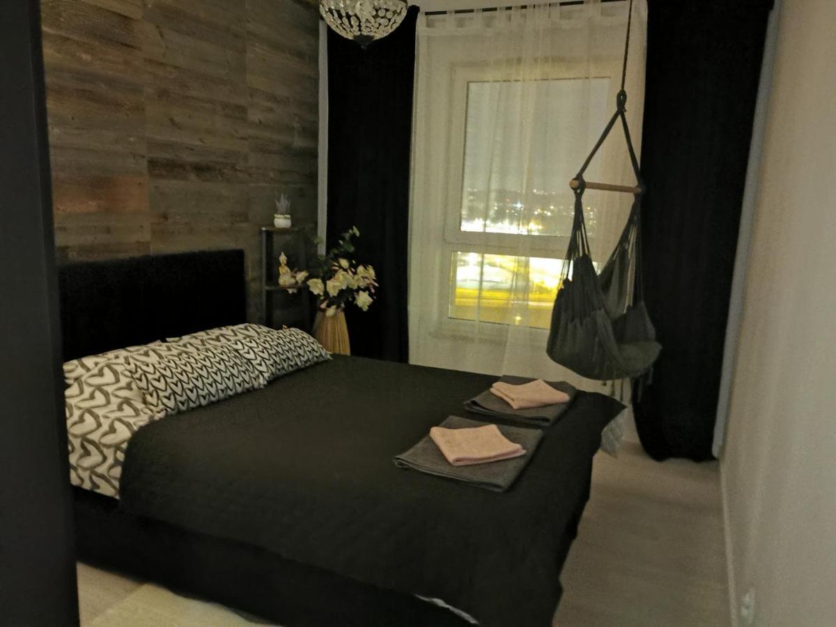 Apartament Przy Bursztynowym Stadionie Gdansk Ngoại thất bức ảnh