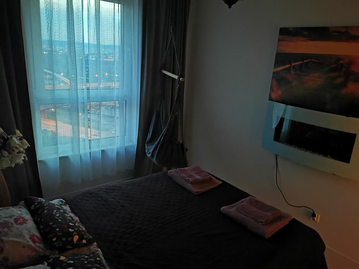 Apartament Przy Bursztynowym Stadionie Gdansk Ngoại thất bức ảnh